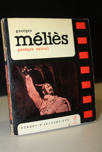 Portada del libro de Georges Méliès.- Sadoul, Georges.- Cinéma d'Aujourd'hui, 1.