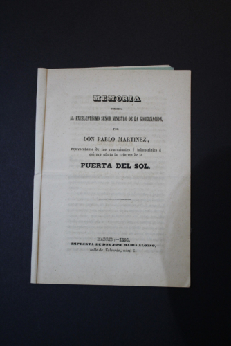 Portada del libro de (Comercio e Industria Madrid. Puerta del Sol) Memoria dirigida al Excelentisimo Señor Ministro de la...